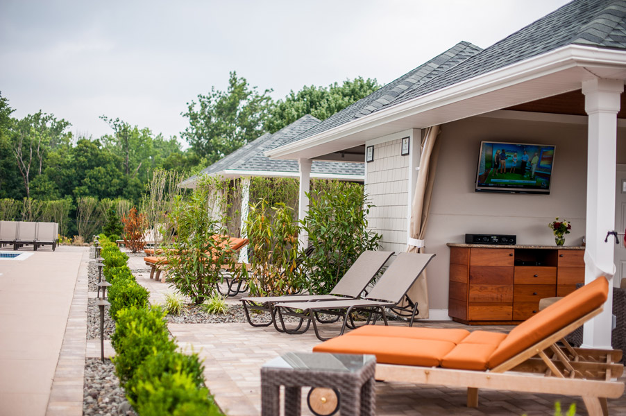 west-hills-country-club-poolside-cabanas